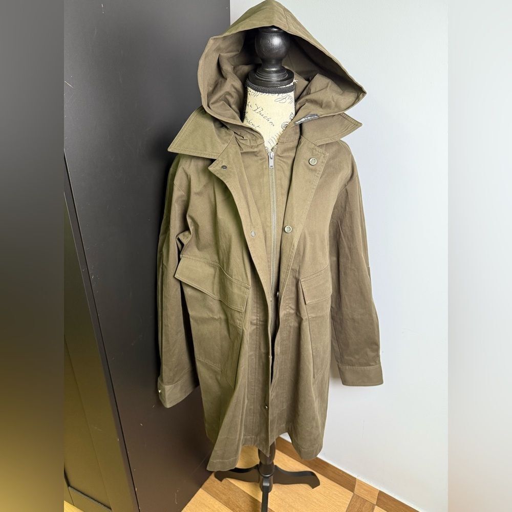 We-ar4 green parka NWT Size M